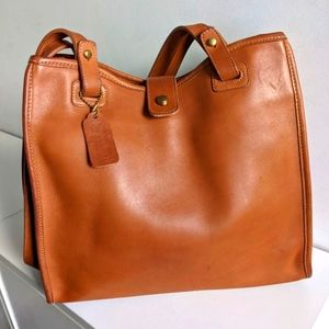 Vintage Coach Dover Bag 9900